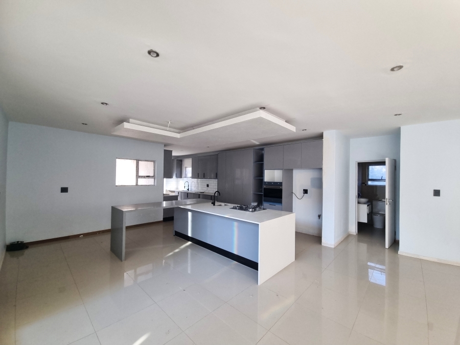 5 Bedroom Property for Sale in Melodie North West